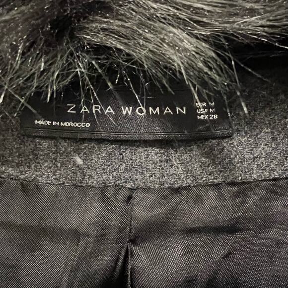 Zara Women's Grey Wool Jacket with Zipper and Faux Fur Collar Size M - Picture 5 of 12